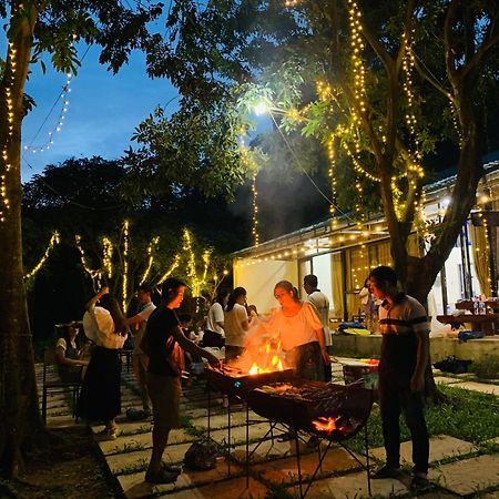 Chu Thien Homestay And Camping Hanoi Exterior photo