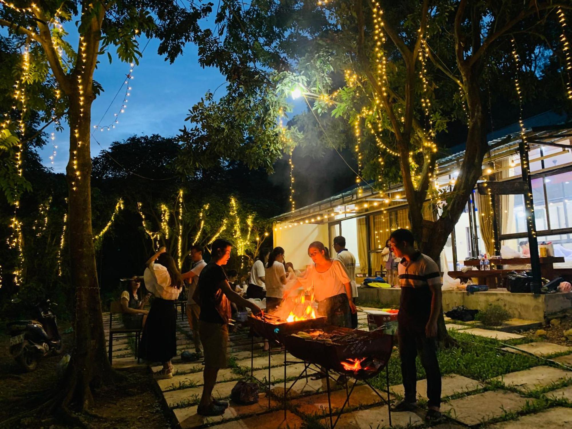 Chu Thien Homestay And Camping Hanoi Exterior photo
